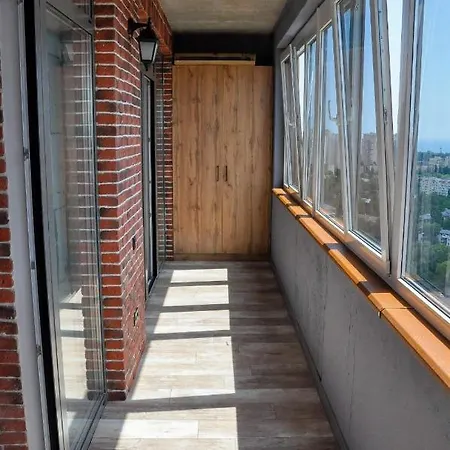 Apartman лофт на 26 этаже Odessza